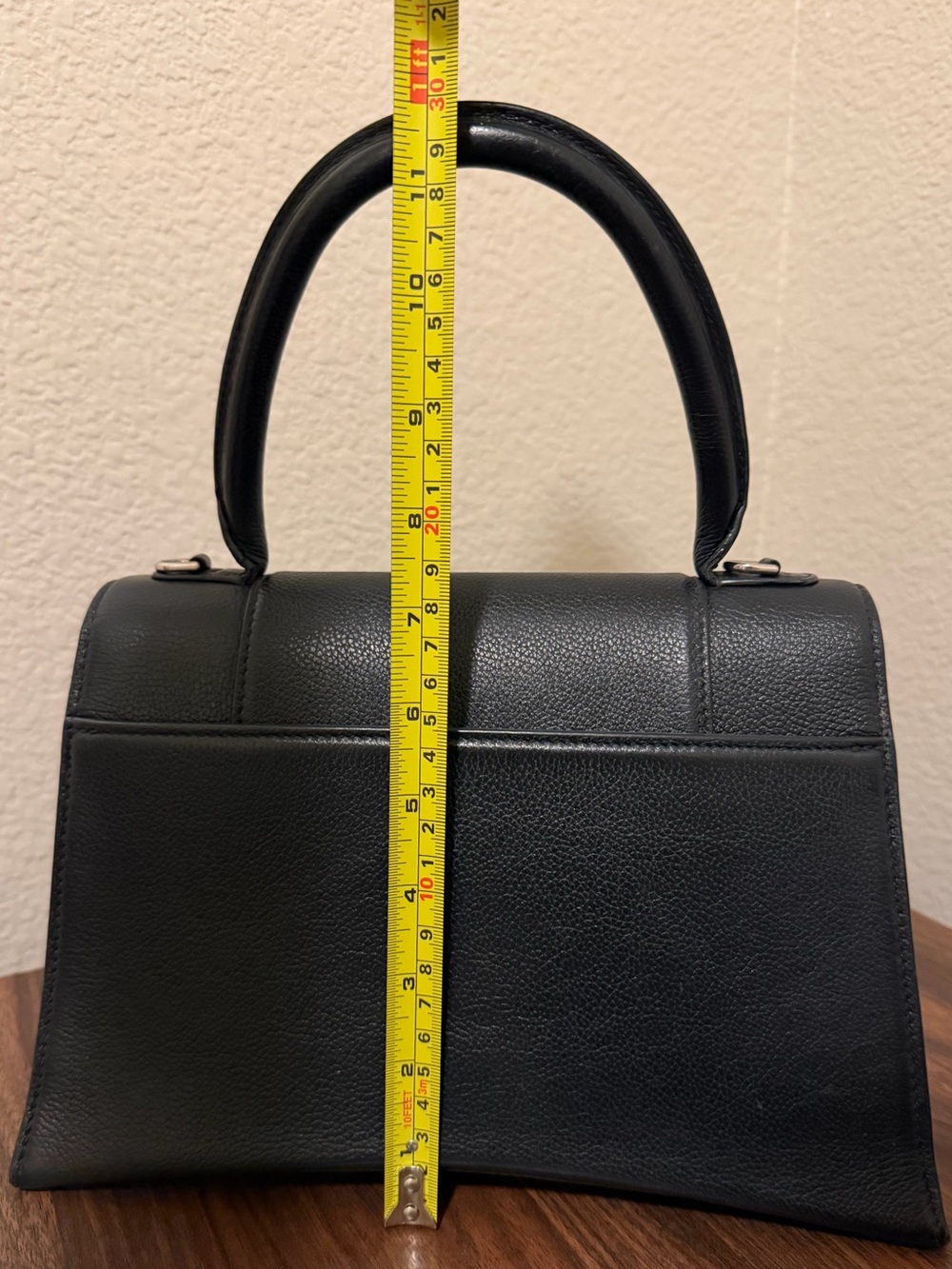 Balenciaga Grained calf skin medium hourglass top handle bag - black - Picture 9 of 11